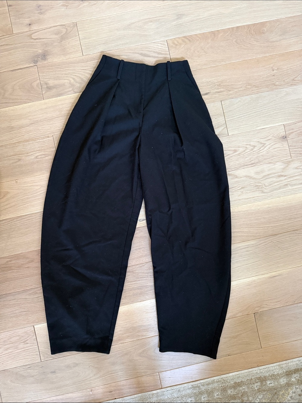 DISSH Romy Black Wide-Leg Barrel Leg High-Waist Pants
